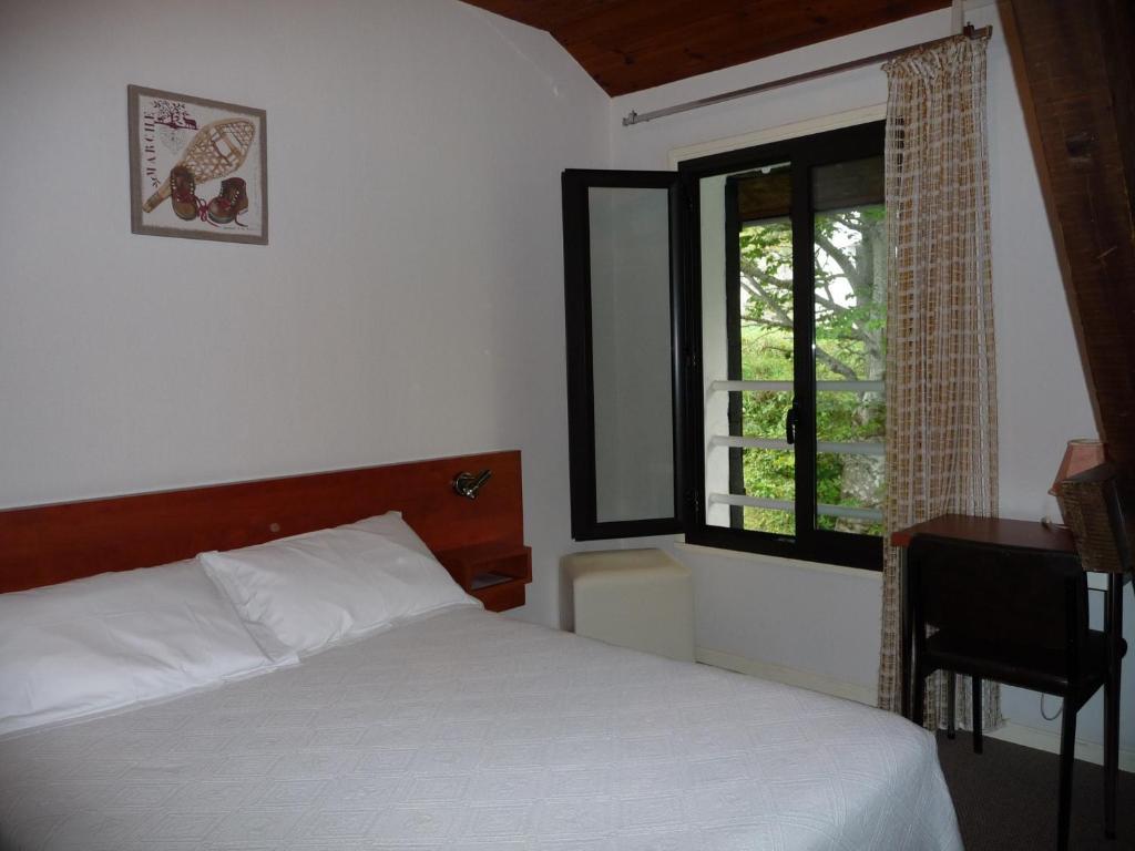 Hotel L'Amoulat Gourette Room photo